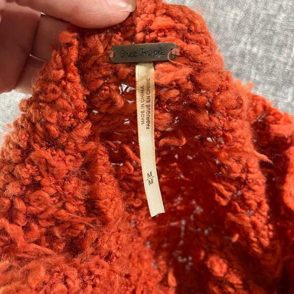 🖤 Free People Orange Shaggy Pullover Crewneck Sweater - Picture 3 of 3
